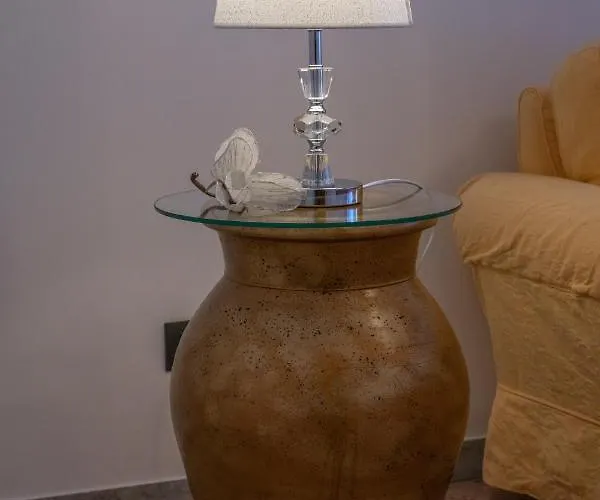 Palazzo Armini 住宿加早餐酒店 Rogliano